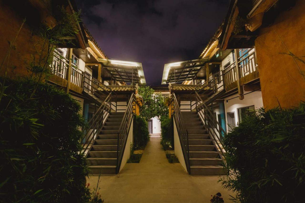 Lijiang Desti Youth Park Hostel Exterior foto